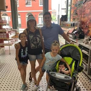 Meet your Posher, Cortney